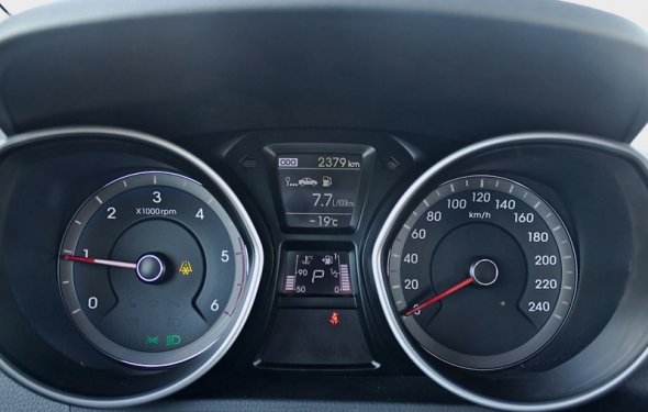 Фото Hyundai I30 (2012 - 2016) поколение II - Приборная панель