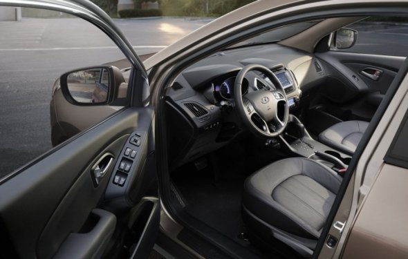Hyundai ix35 рестайлинг 2013, 2014, 2015, suv, 1 поколение