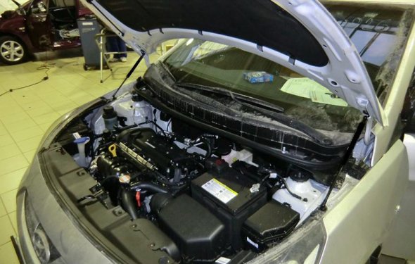 Упоры капота для Hyundai Solaris. Купить упор капота для Hyundai